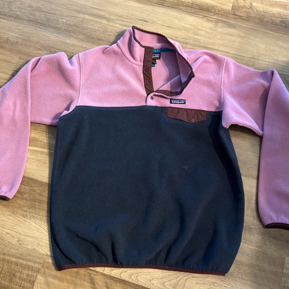 Women’s Patagonia Lightweight Synchilla Snap-T Fleece Pullover